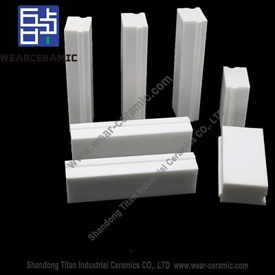 ติดตั้งง่ายอิฐเซรามิกผสม Zta Zirconia Alumina